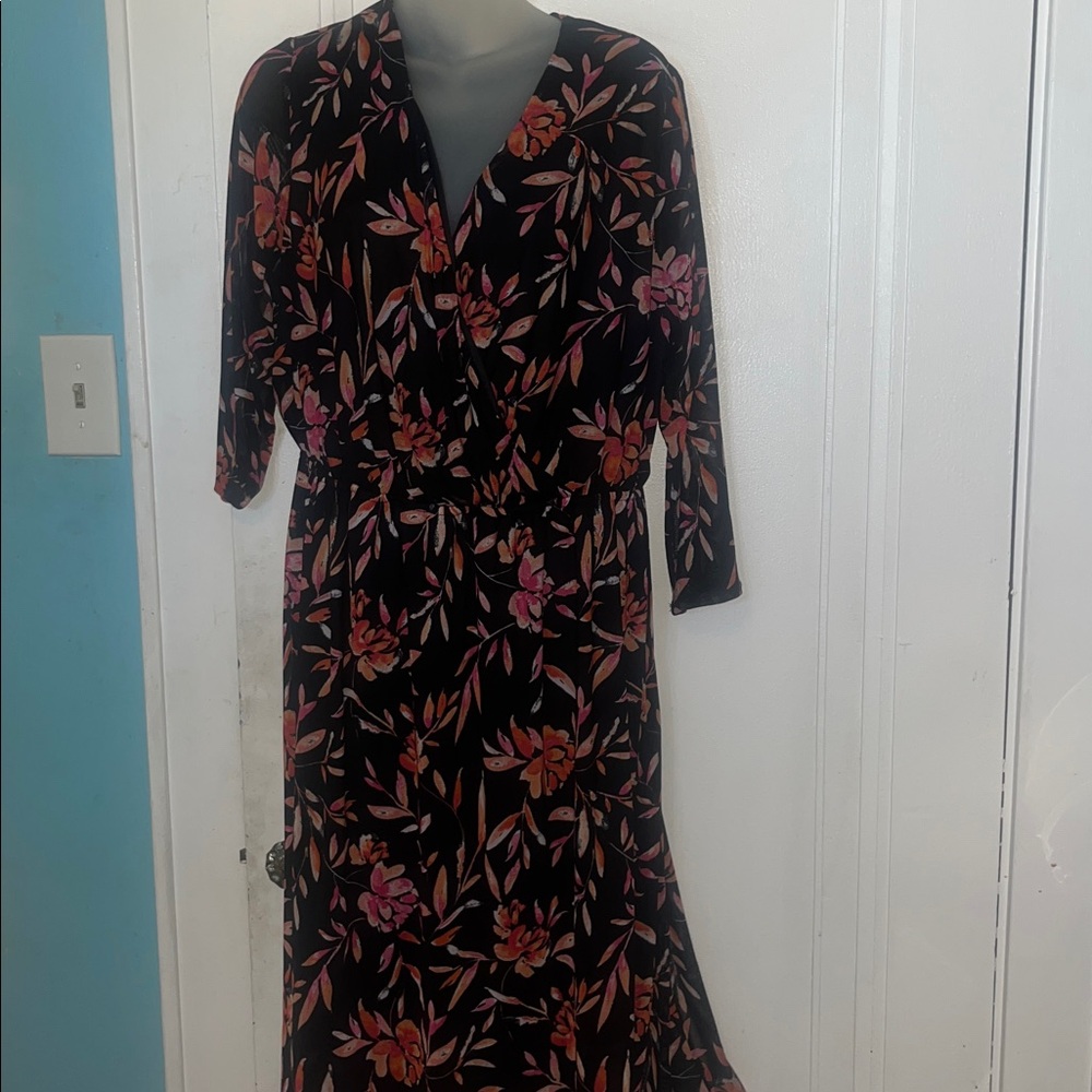 Morgan Taylor Black and Pink Floral Long Sleeve Dress